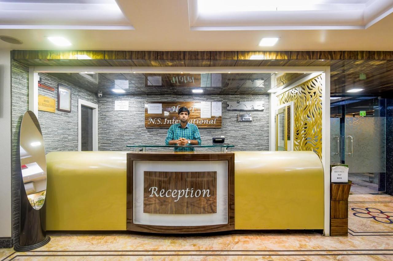 Hotel N S International Kalkutta Exterior foto